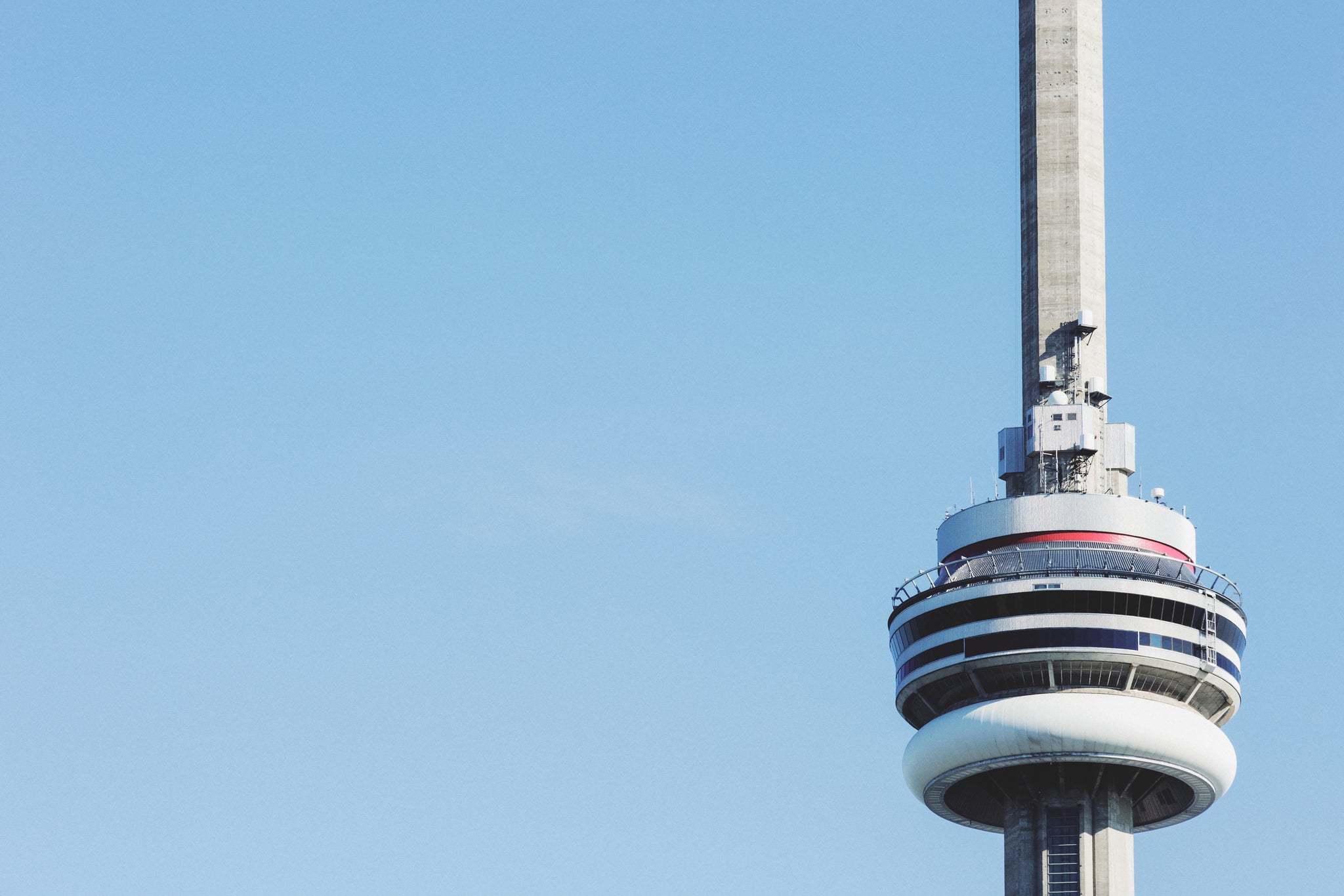 A photo of CN Tower, the land mark of Toronto, Canada